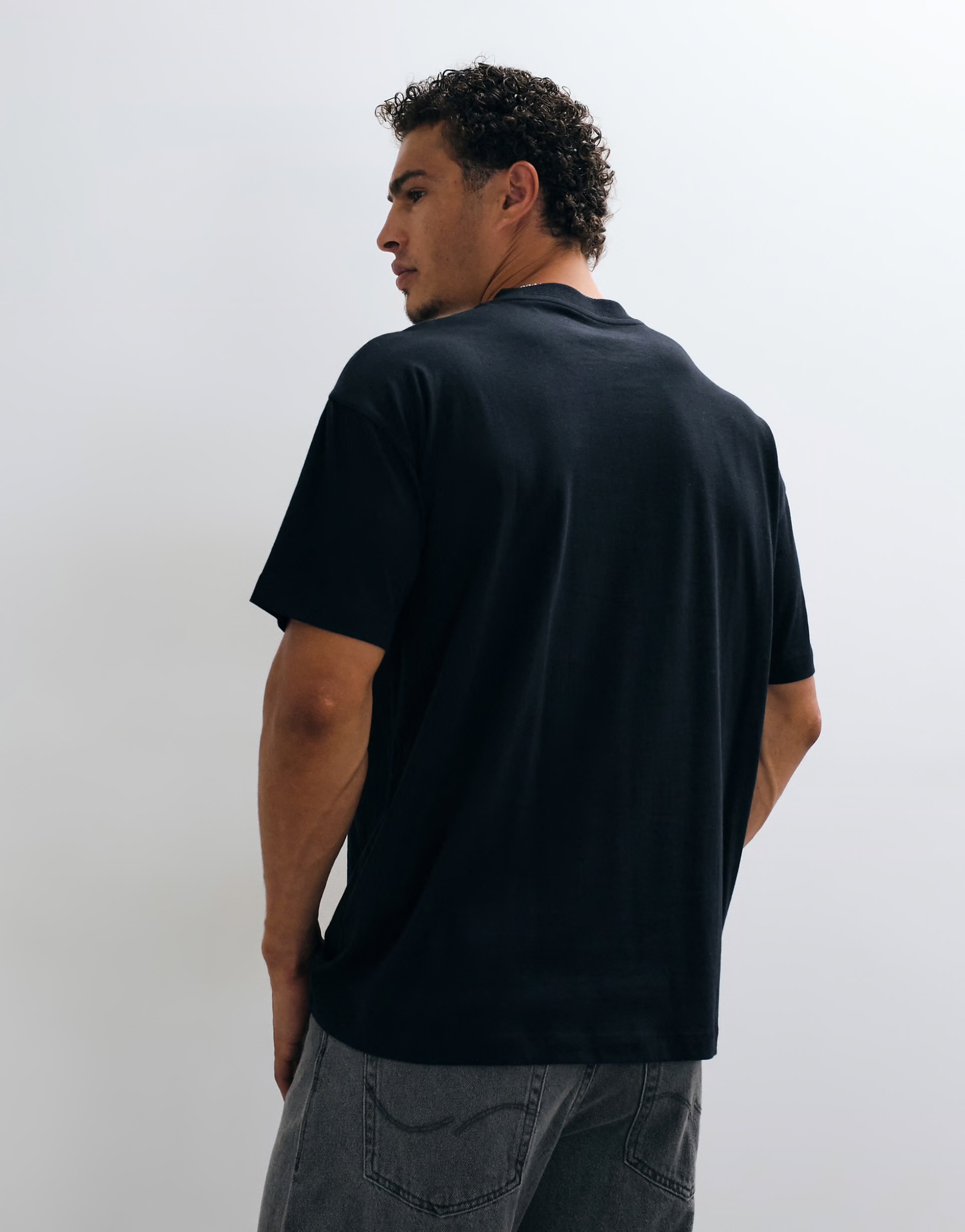 Plain Black T photo 3